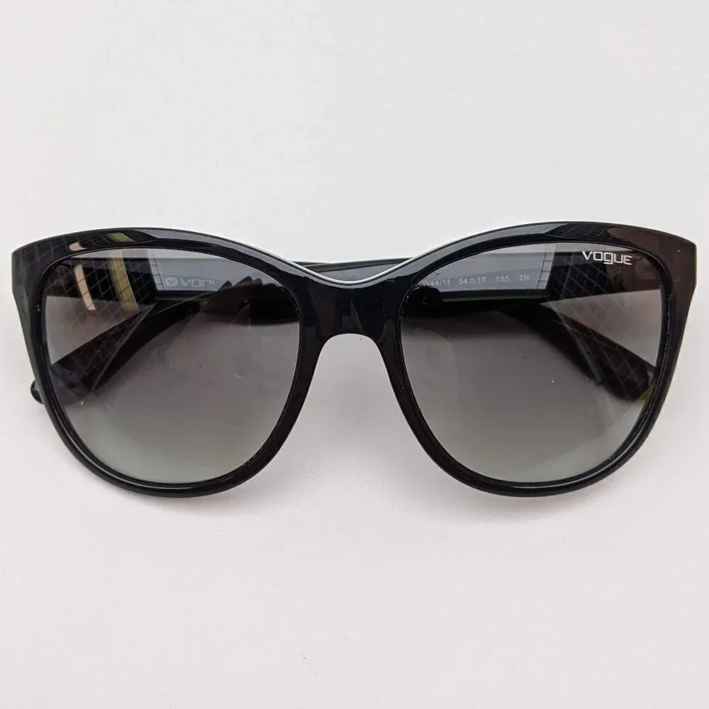 🕶️Vogue VO2897-S W44/11 Sunglasses 54/17 135 /KAA104🕶️​